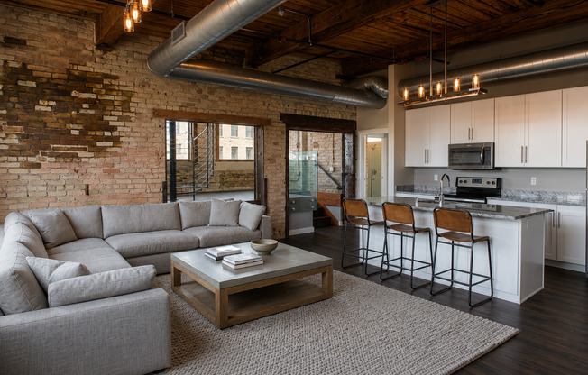 Finishing House