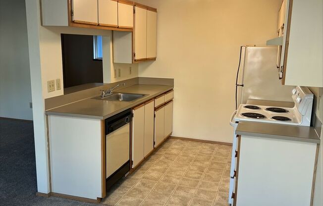1 bed, 1 bath, 725 sqft, $1,125, Unit 3665C