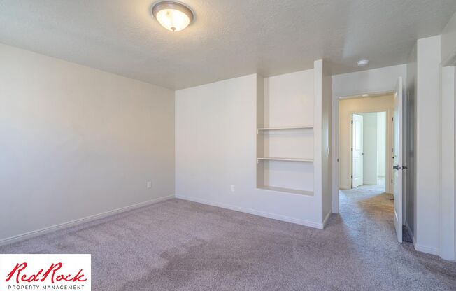 3 beds, 2.5 baths, $1,595, Unit # 21