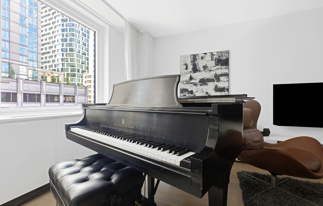 1 bed, 1 bath, $5,995, Unit 4H