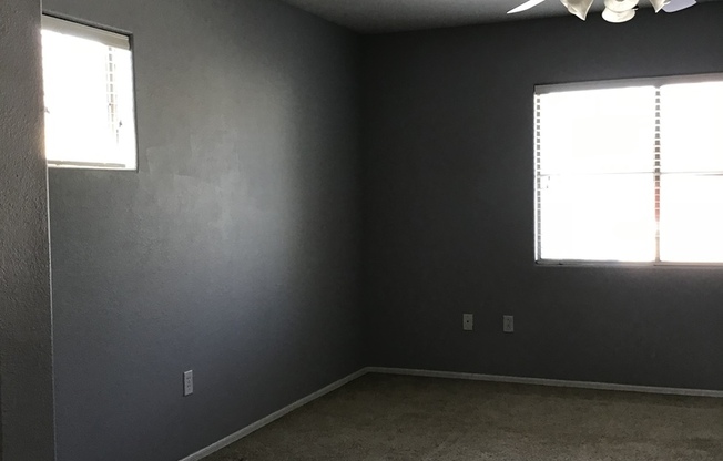 COMING SOON! Spacious 4 Bed 2 Bath Home in Phoenix