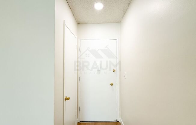 2 beds, 2 baths, 1,450 sqft, $2,595, Unit 206