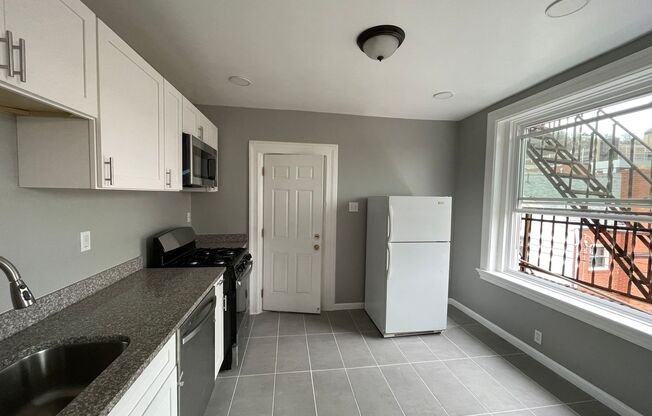 107 Parkhurst St 1-6