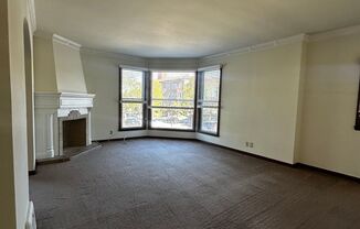 2 beds, 1 bath, $3,495, Unit 201