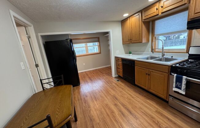 3 beds, 1 bath, $1,350