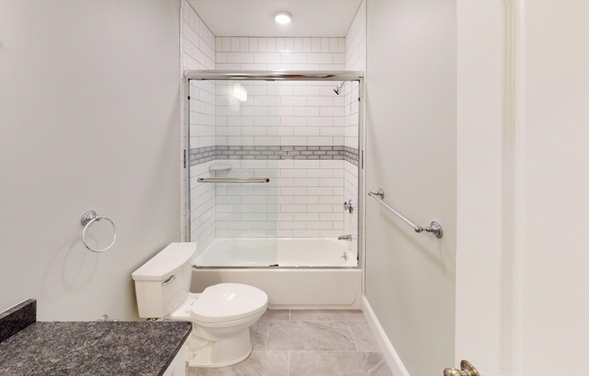 3 beds, 2.5 baths, 1,608 sqft, $4,000, Unit 12