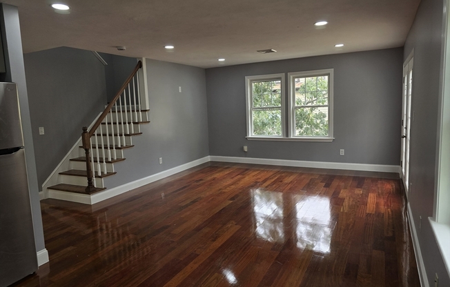 70 MT HOPE ST