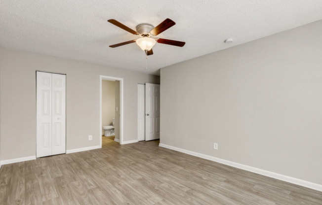 1 bed, 1 bath, 500 sqft, $975, Unit 1202-B