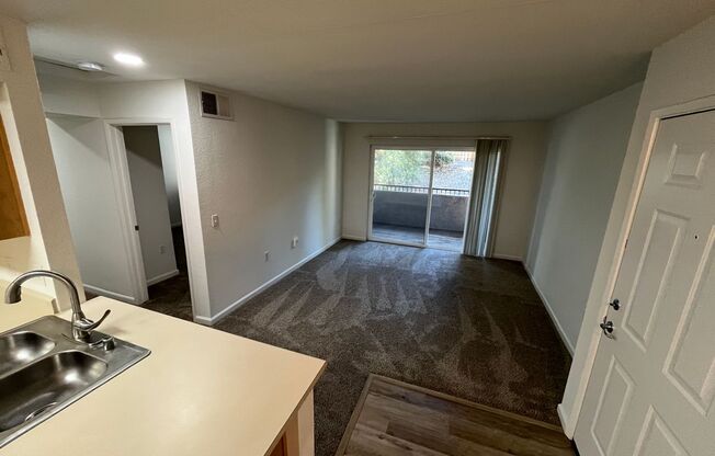 1 bed, 1 bath, 678 sqft, $1,675, Unit 2408