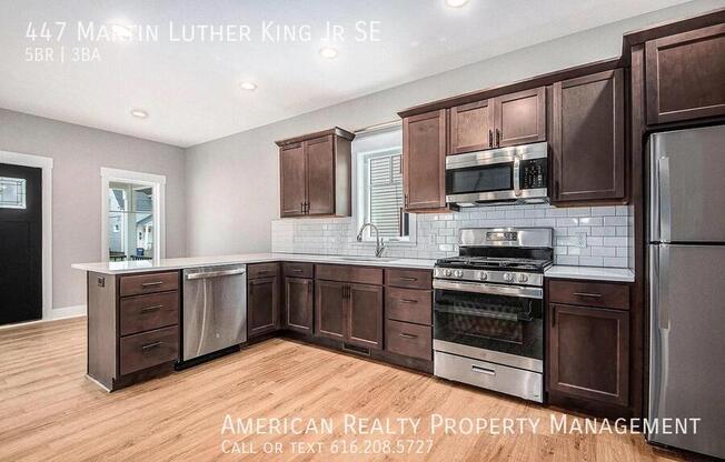 447 MARTIN LUTHER KING SE