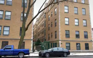 7209 S Yates Blvd  Unit 4B
