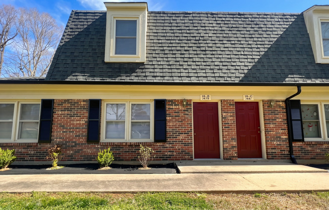 2 beds, 1 bath, 855 sqft, $1,350, Unit 10A