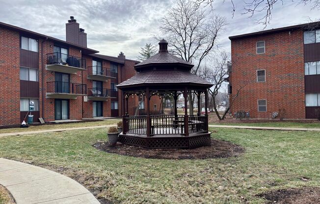 Royal Grove Apartments