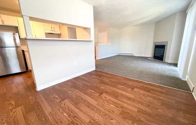 2 beds, 1.5 baths, 890 sqft, $1,700, Unit G-10