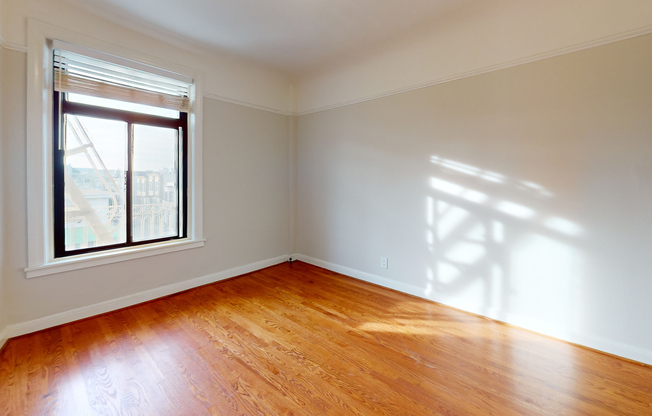2242 POLK ST