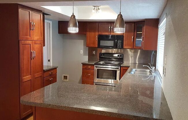 Single family home, 2 car garage
