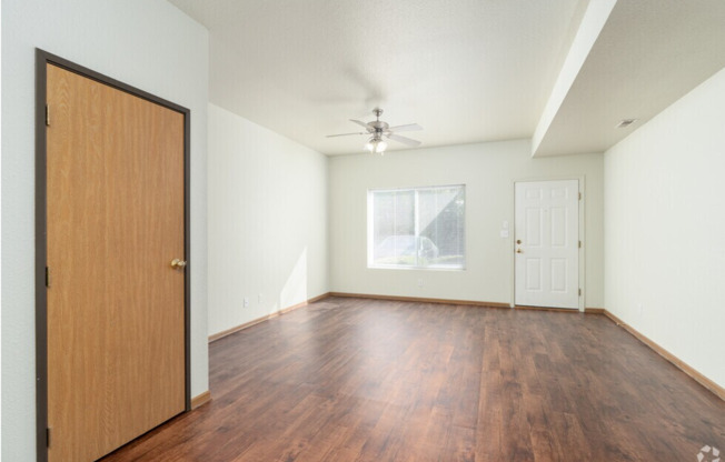 2 beds, 2 baths, 1,200 sqft, $1,445, Unit 1105B;1/2HW