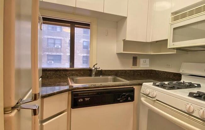 1 bed, 1 bath, $5,895, Unit 9A
