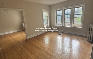 828 Reba Pl