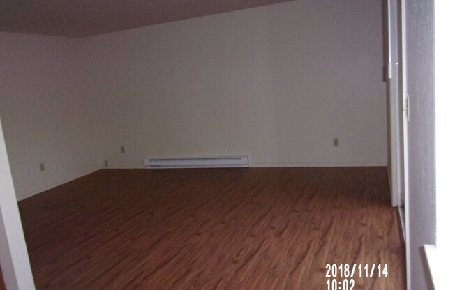 1 bed, 1 bath, 650 sqft, $1,100, Unit 58