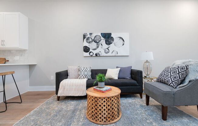1 bed, 1 bath, $1,475, Unit 304