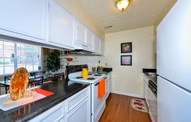 Morrowood Townhomes - Kitchen