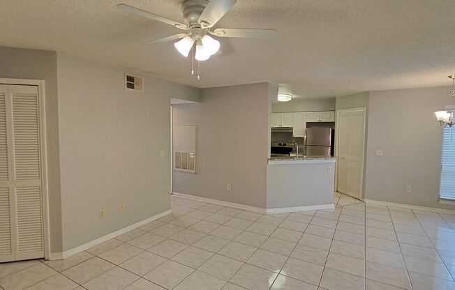 Spacious 2 Bedroom 2 Bath Condo in Townes of Southgate