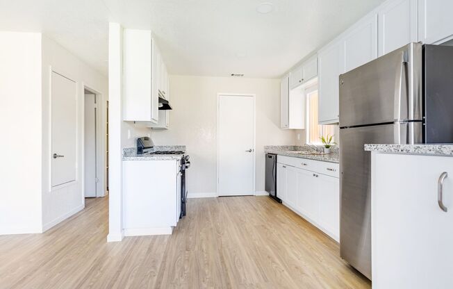 2 beds, 1 bath, 890 sqft, $2,129, Unit 203