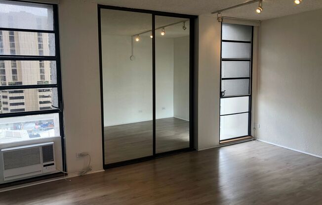 2 beds, 2 baths, $2,695, Unit # 705