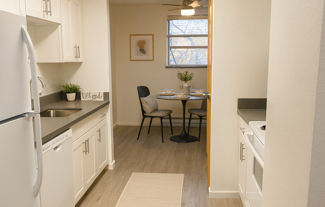 2 beds, 1 bath, 890 sqft, $1,975, Unit 100A