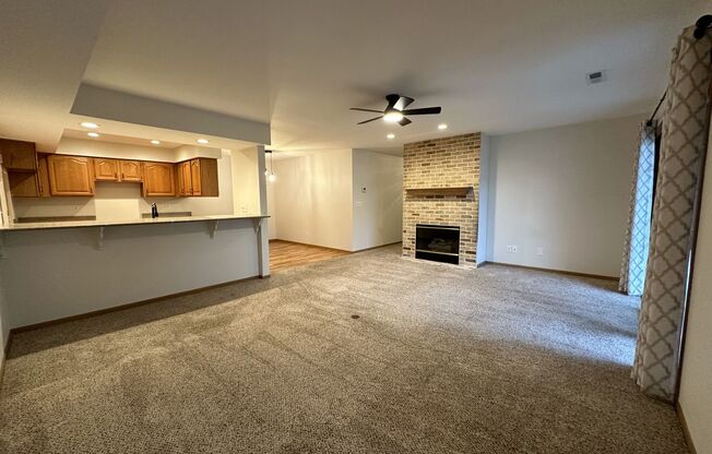 Updated 1st Floor Condo in Delafield!