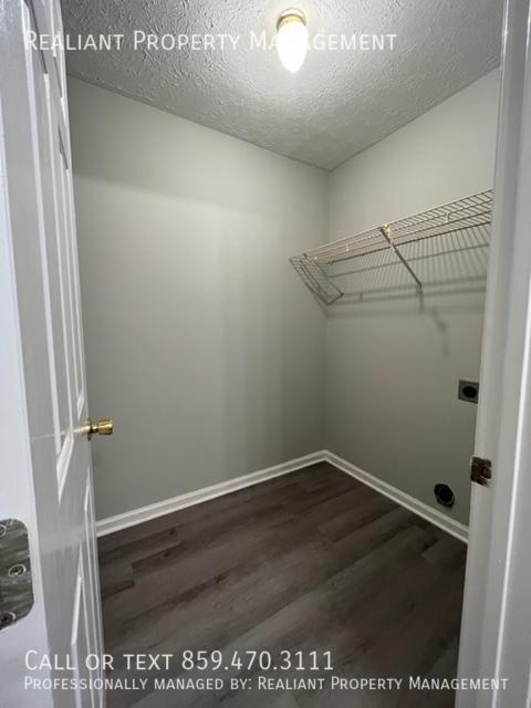 2813 RYAN CIR
