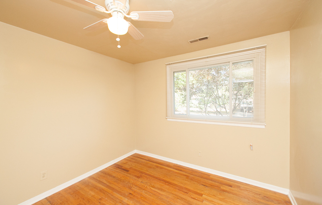 3 beds, 1 bath, $1,700