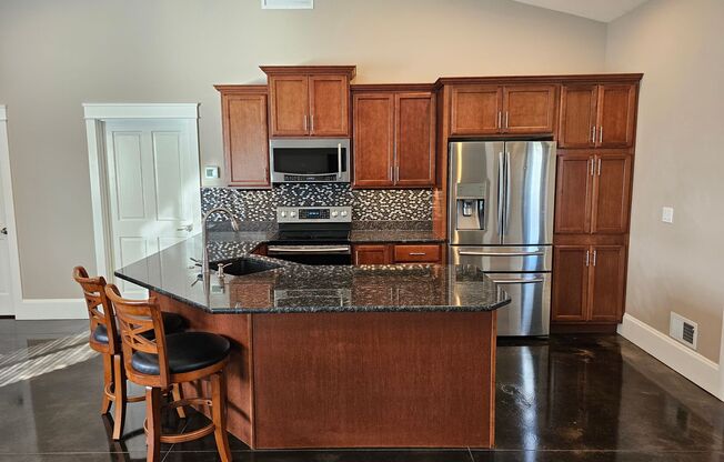 10203A White Birch Lane, Island City, Oregon 97850