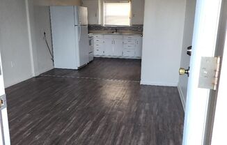 Studio, 1 bath, $1,100