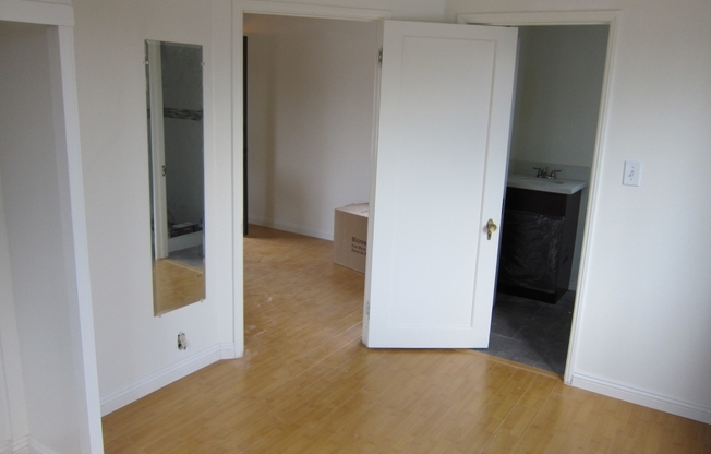128-130 Elm St