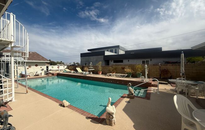 1 Bedroom Casita with Pool Access!