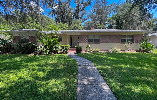 3BR/2.5BA House in Florida Park - Available For Fall 2026!