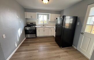 3 beds, 1 bath, $1,650