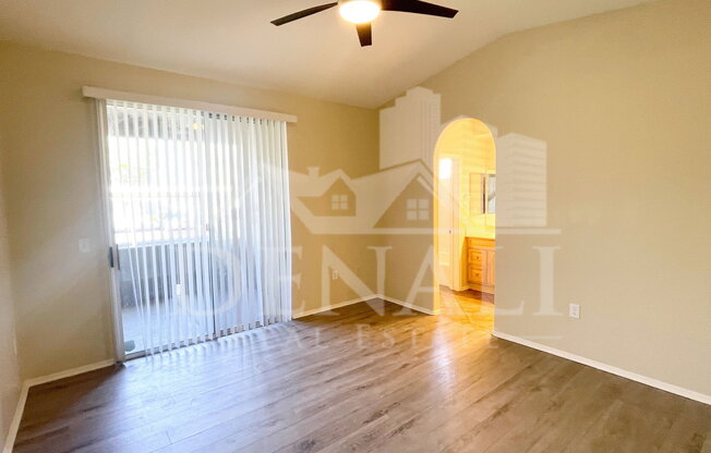 3 beds, 2 baths, 1,215 sqft, $1,895, Unit Unit 1019