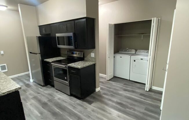 3 beds, 2 baths, 1,127 sqft, $1,790, Unit 107