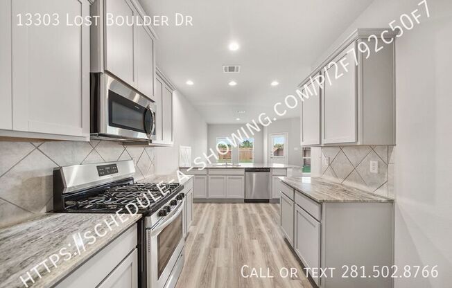 13303 LOST BOULDER DR