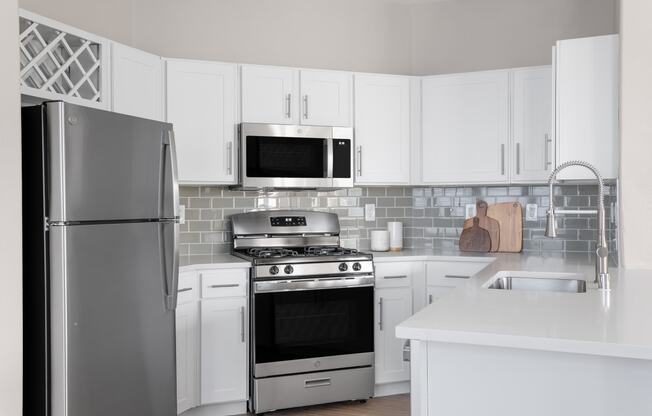 Unfurnished Kitchen at Verona Apartments