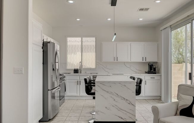 2 beds, 2 baths, $2,300