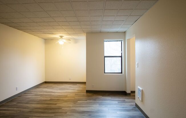 Great Studio in the Heart of NW Ready Now!