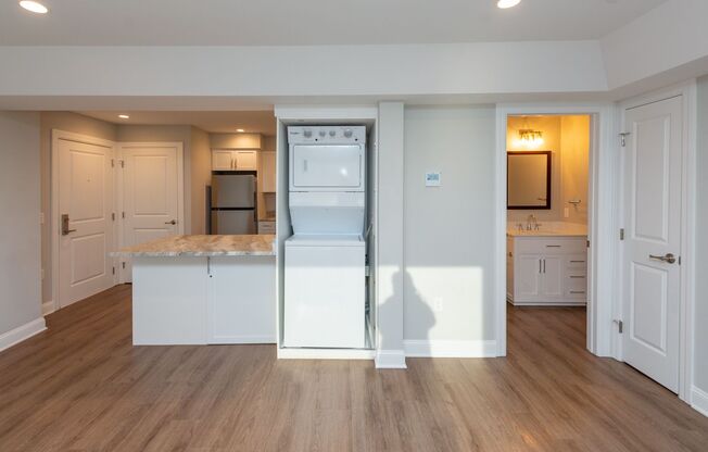 1 bed, 1 bath, 540 sqft, $2,000, Unit 201P