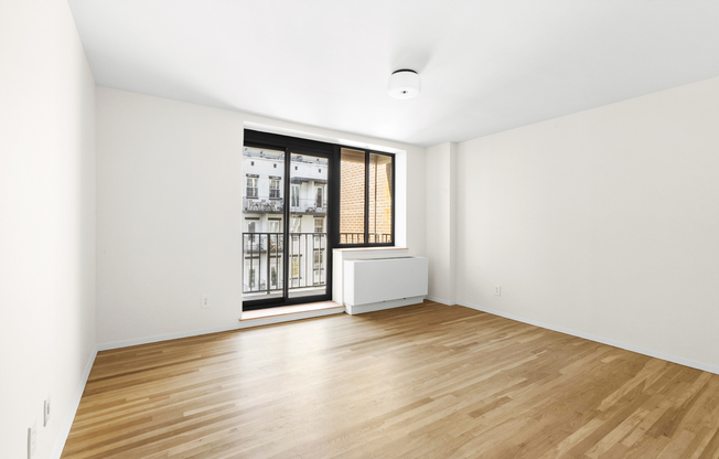 1 bed, 1 bath, 550 sqft, $5,900, Unit 5C