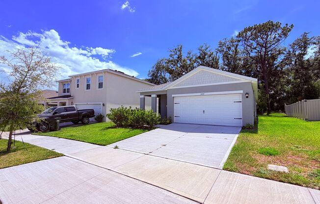 !PRICE DROP! Ocoee 3 Bedroom 2 Bathroom AVAILABLE NOW!