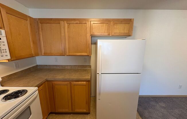 2 beds, 2 baths, 1,018 sqft, $1,450, Unit 354-3014