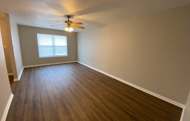 13706 VIDA LN